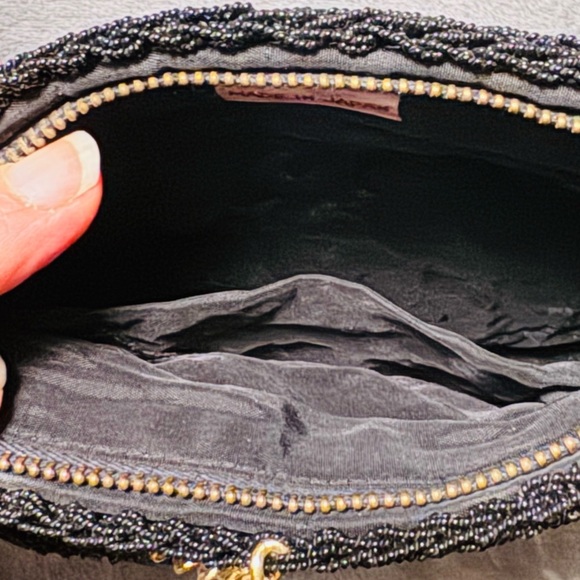 Vintage scalloped beaded clutch handbag zipper closure black - Picture 6 of 6